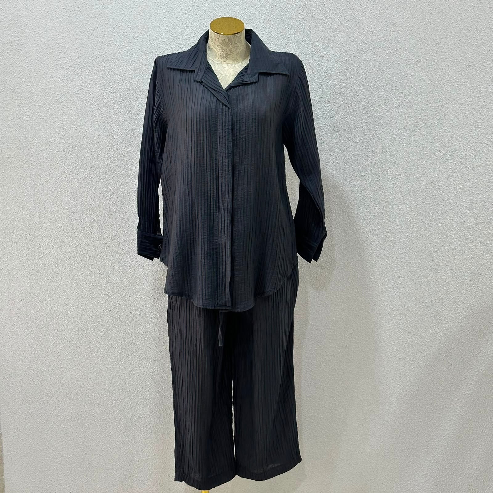 بدلة نسائي