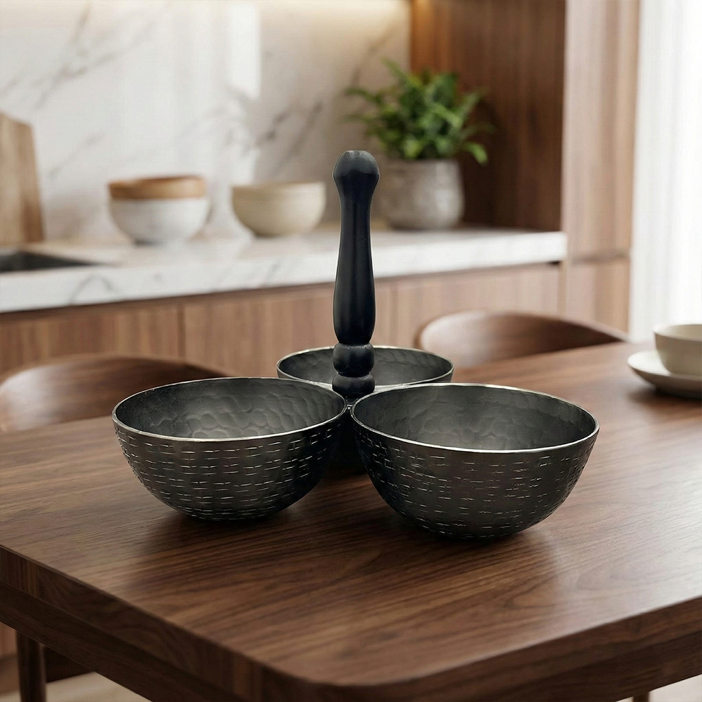 وعاء تقديم ثلاثي