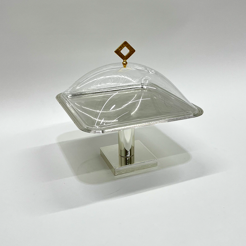 طبق تقديم كيك بغطاء وسط