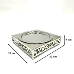 طبق تقديم أرز بقاعدة معدنية