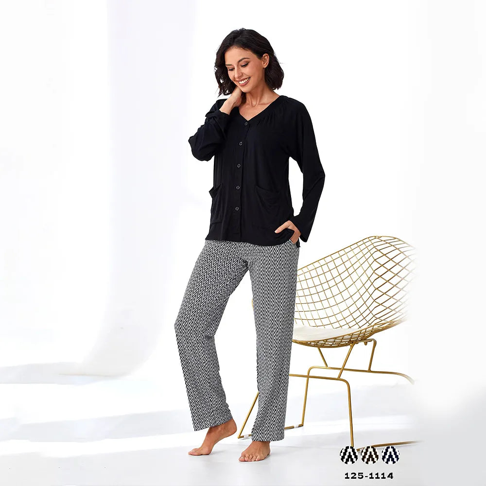 بيجامة نسائي خفيفة