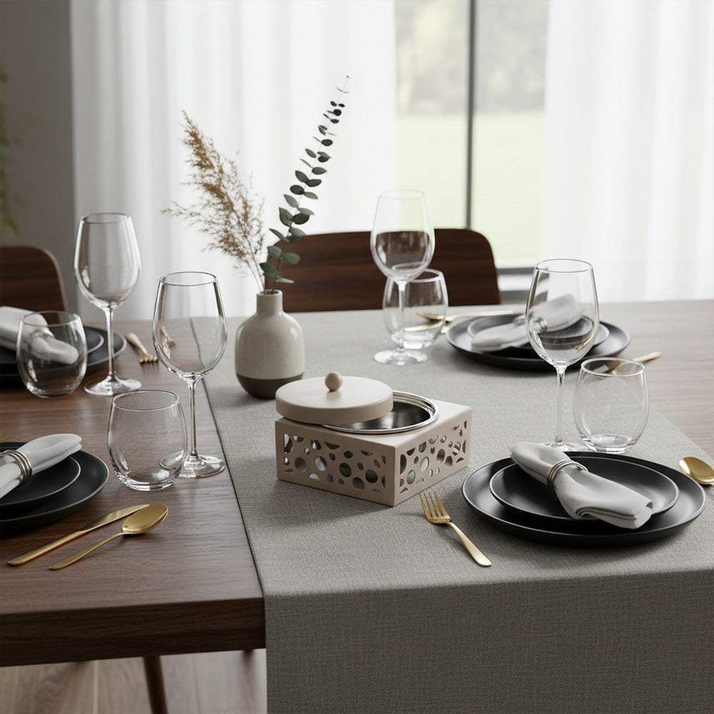 وعاء تمر وسط