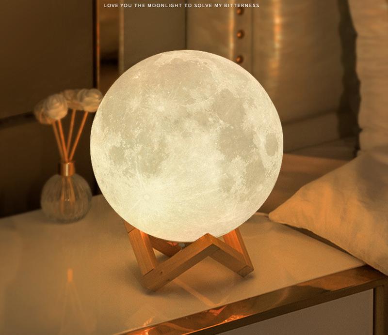 مصباح ضوء القمر قابل لإعادة الشحن