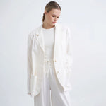 جاكيت نسائي بجيبان كبار