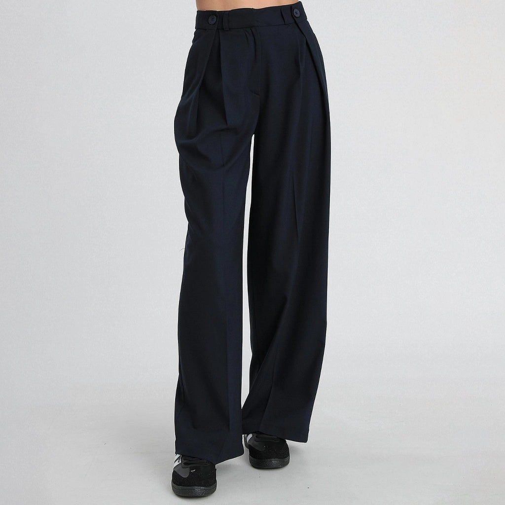 بنطلون نسائي عريض بكسرات