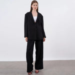 جاكيت نسائي عريض