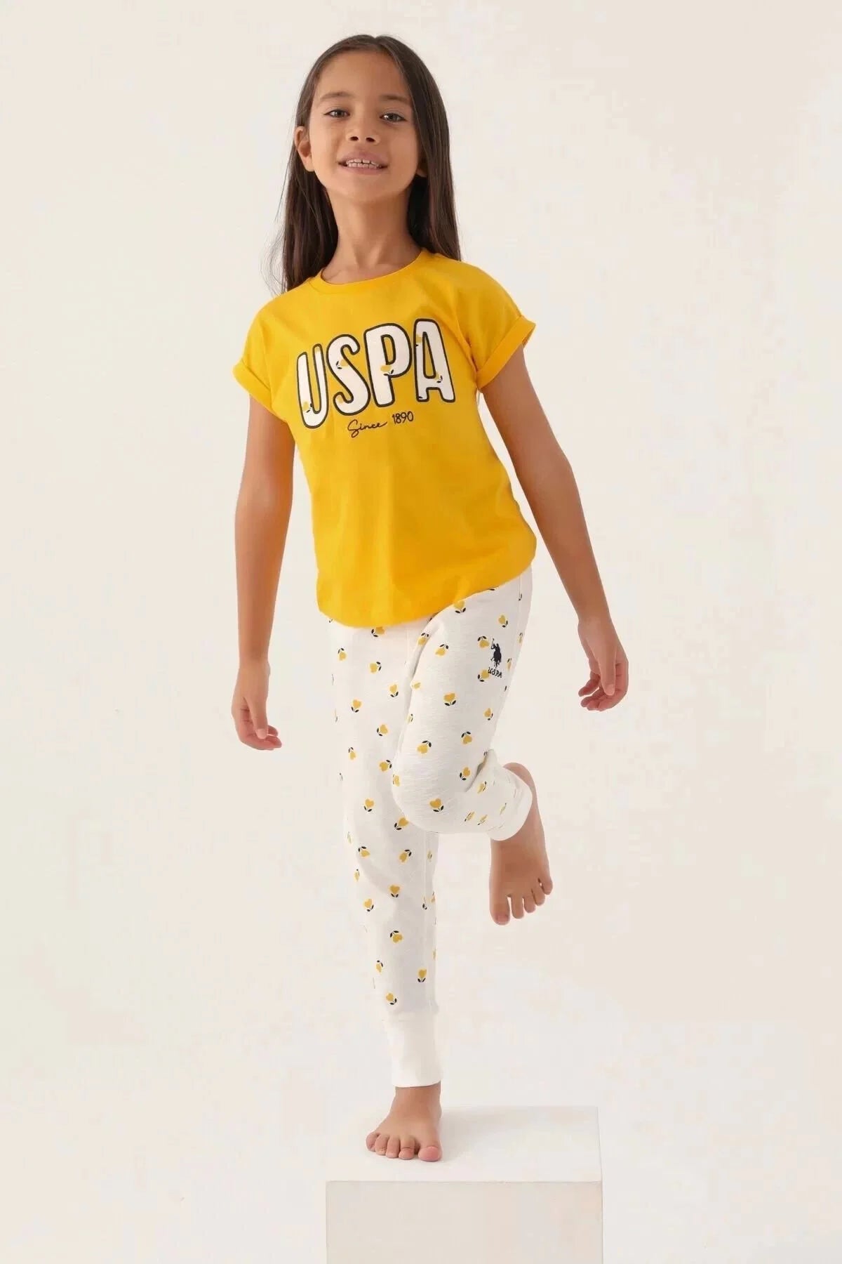 U.S POLO طقم البنات