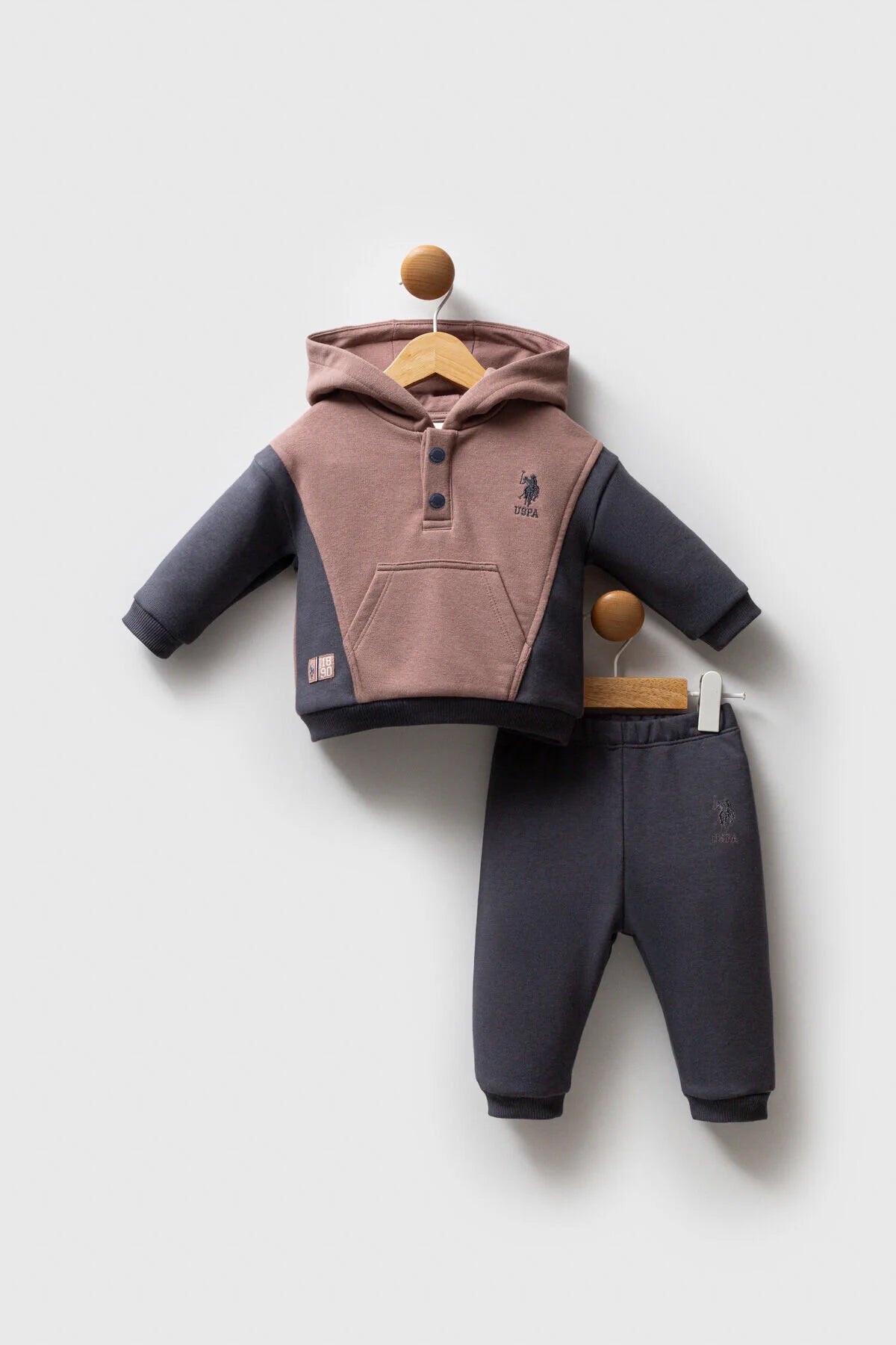 طقم بيبي U.S POLO