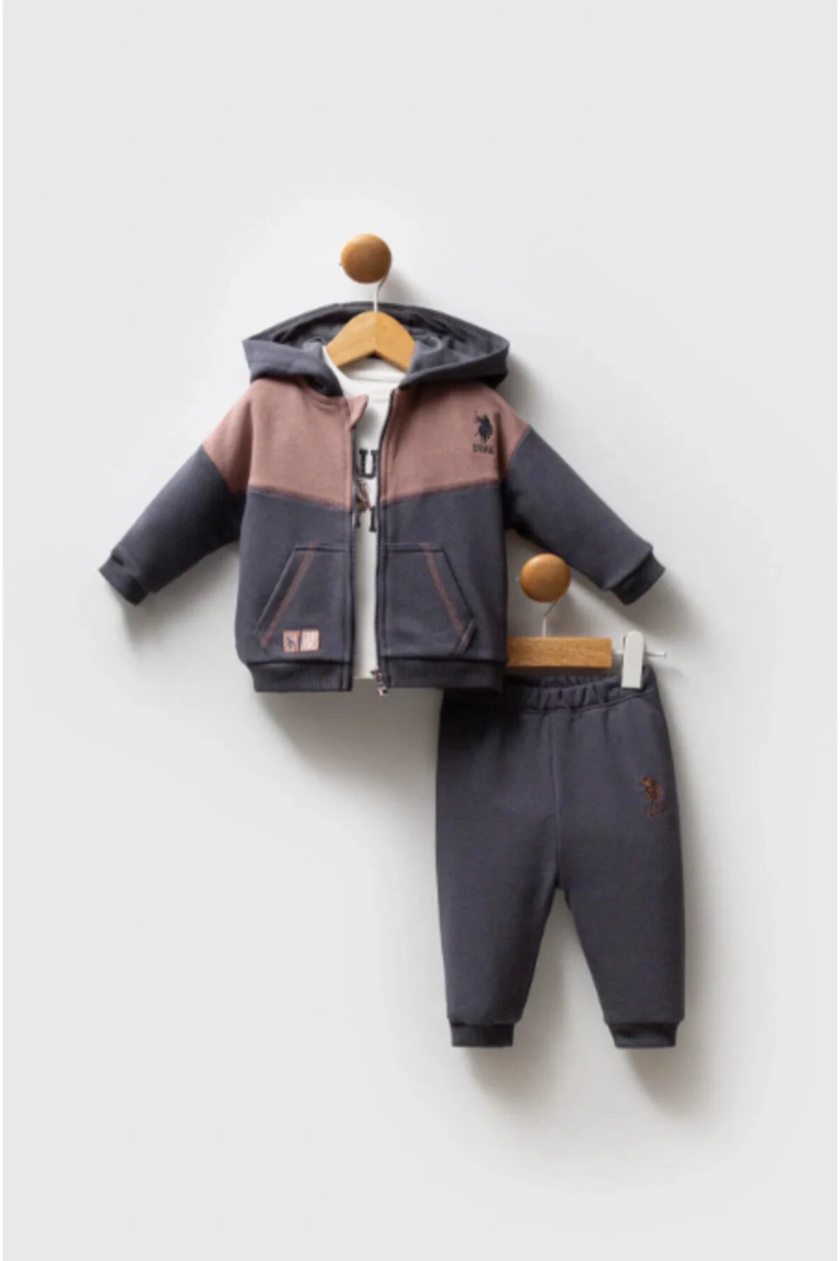 طقم بيبي U.S POLO