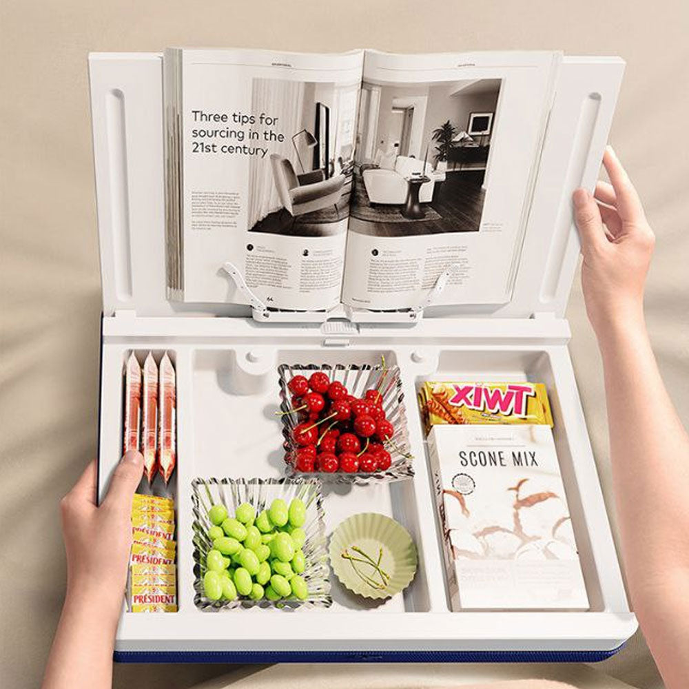 طاولة الدراسة بمساحة للأقلام