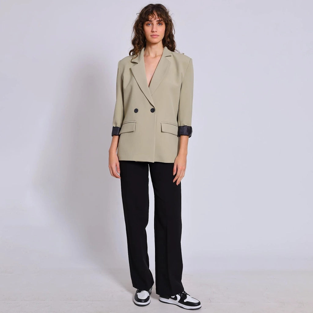 جاكيت نسائي بزرين