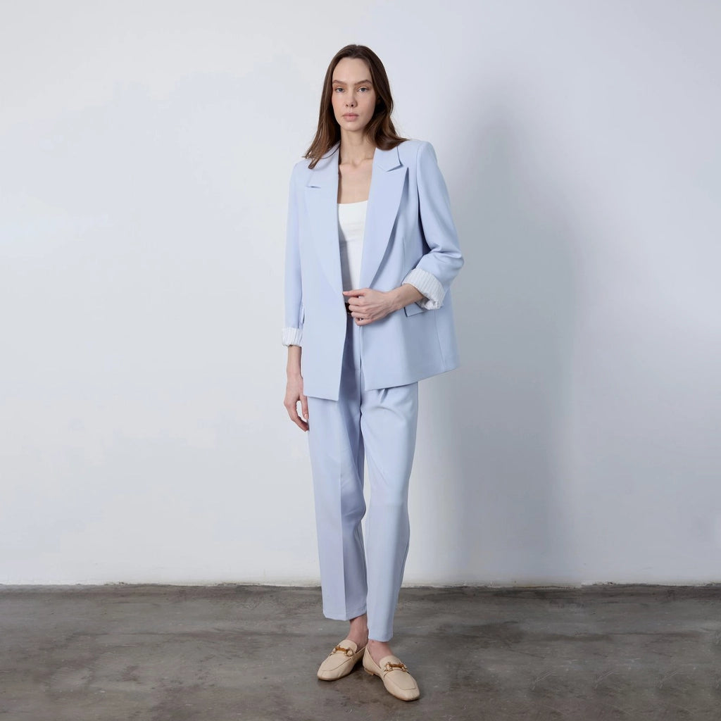 جاكيت نسائي مفتوح