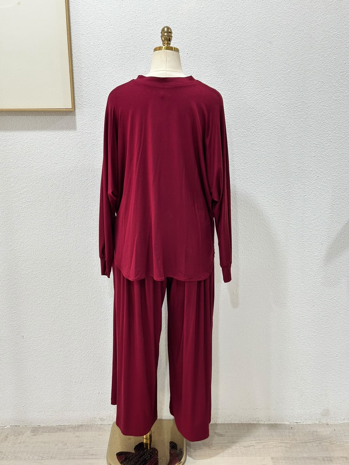 بدلة نسائي