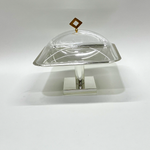 طبق تقديم كيك بغطاء كبير