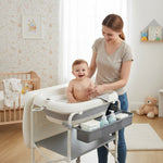 طاولة تغيير حفاضات الأطفال