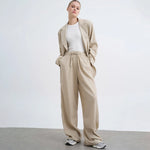 جاكيت نسائي بجيبان كبار