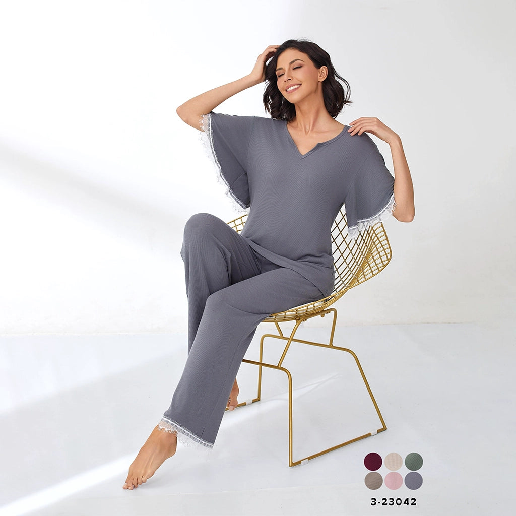 بيجامة نسائي كم فراشة