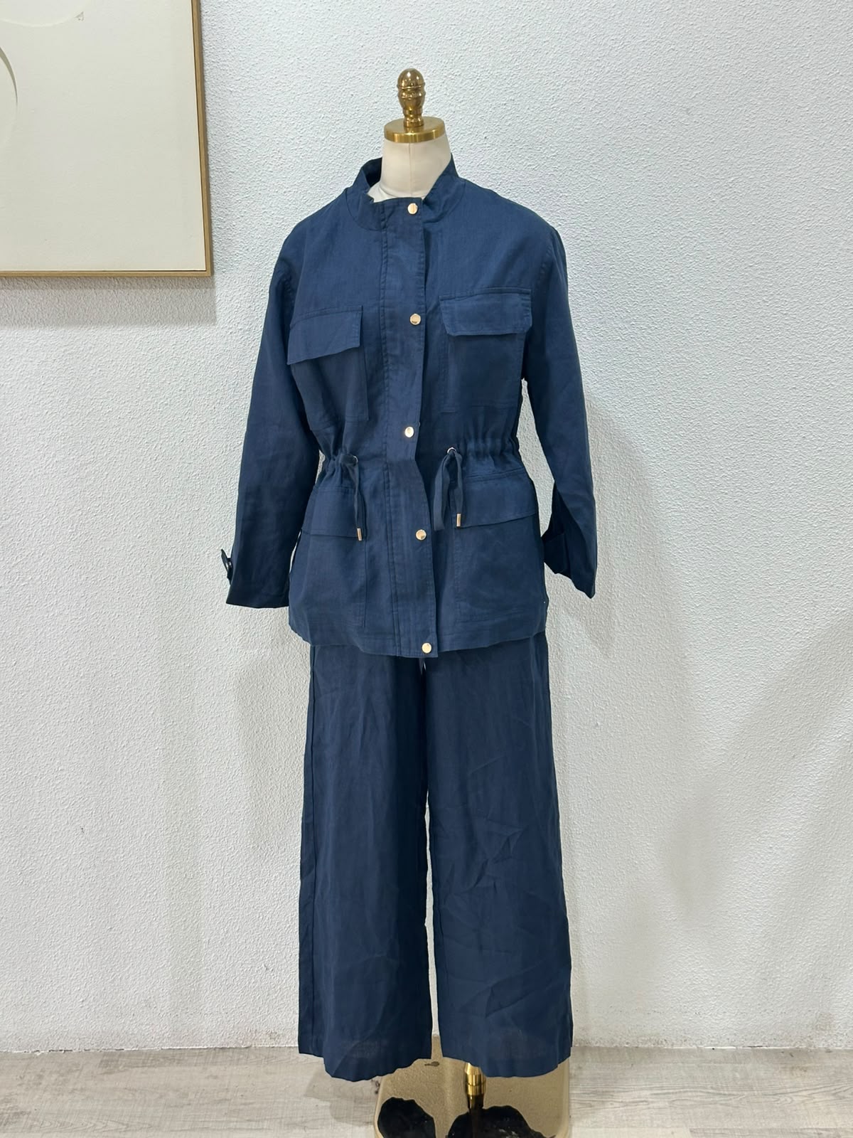 بدلة نسائي