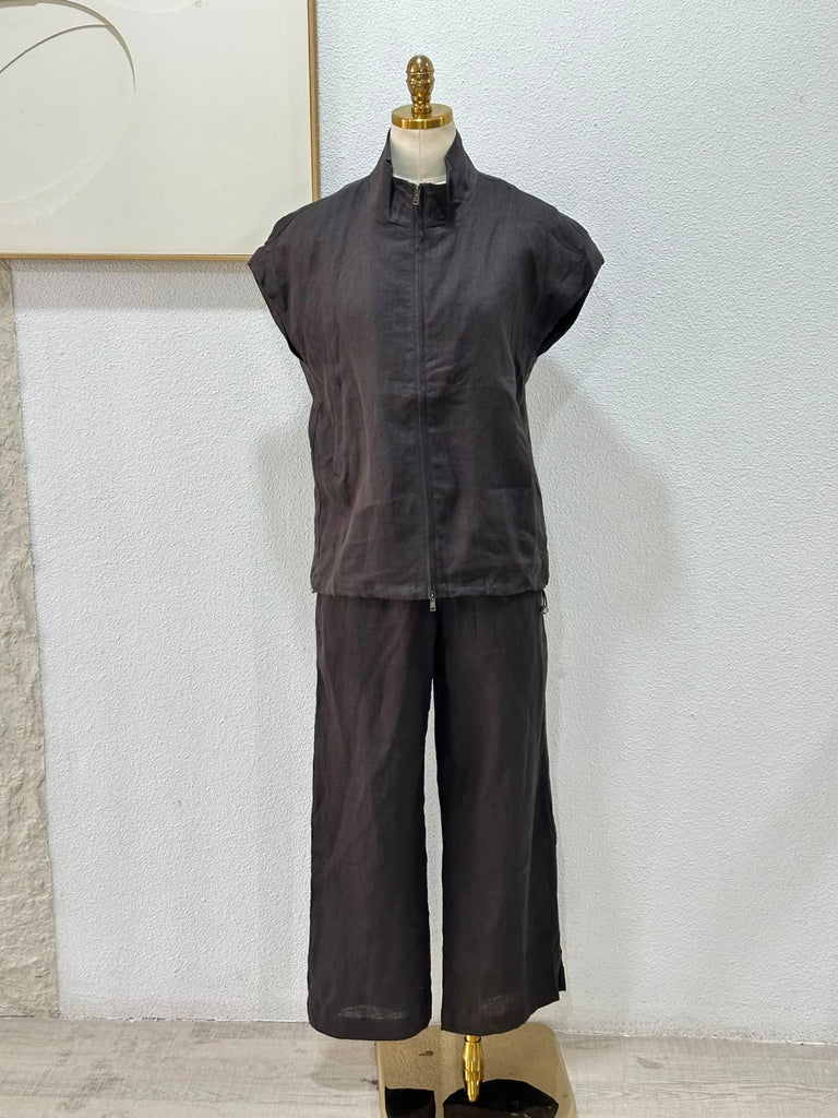 بدلة نسائي