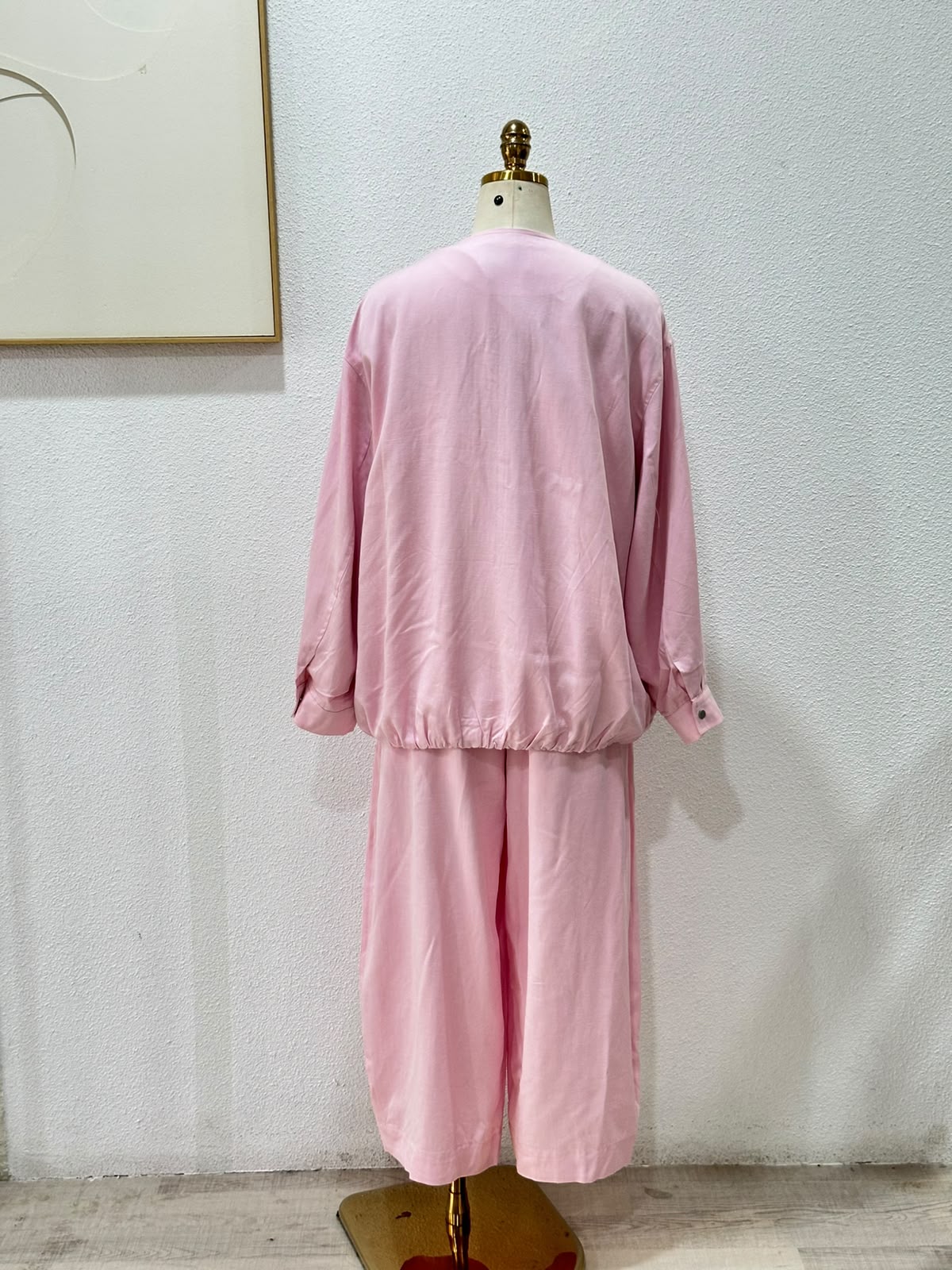 بدلة نسائي