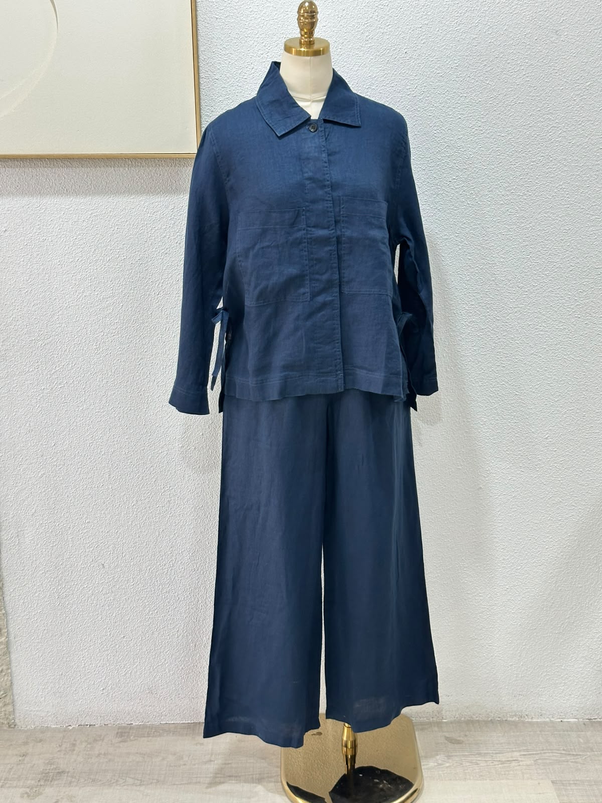 بدلة نسائي