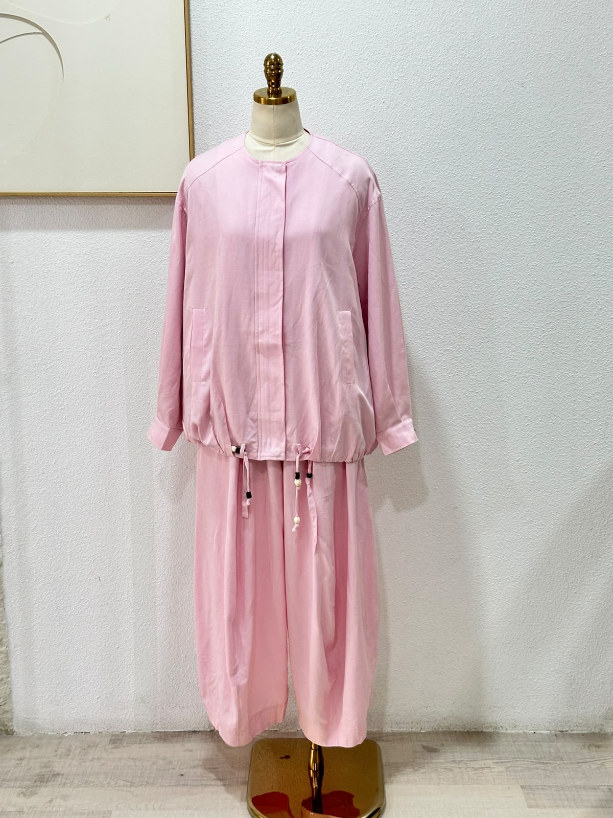 بدلة نسائي