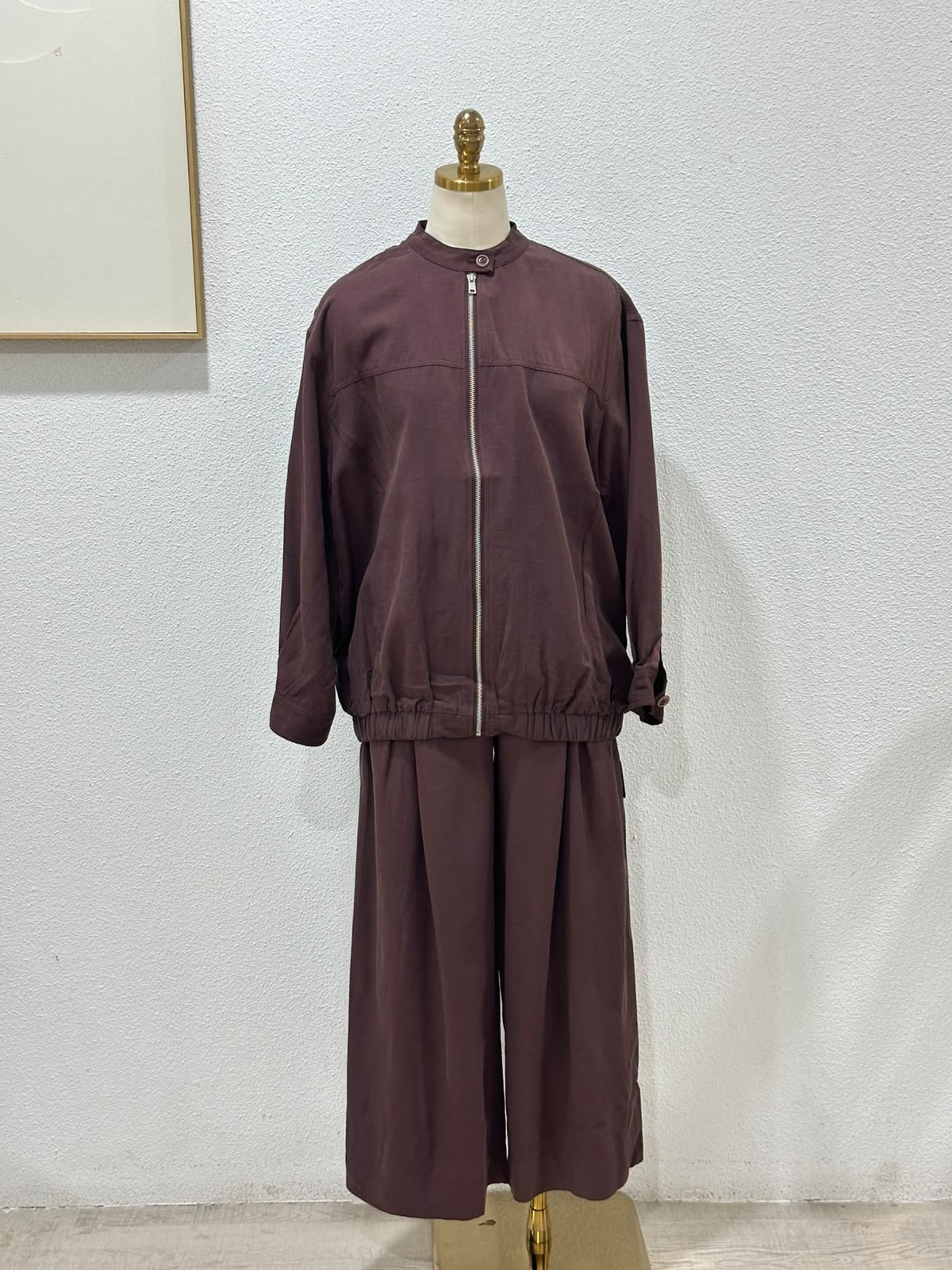 بدلة نسائي