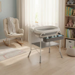 طاولة تغيير حفاضات الأطفال