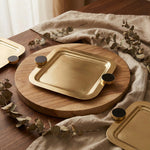 صينية تقديم مربعة صغيرة