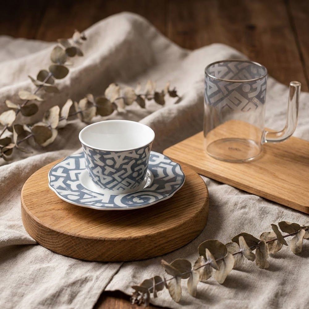 طقم استكانة وفنجان 18 قطعة