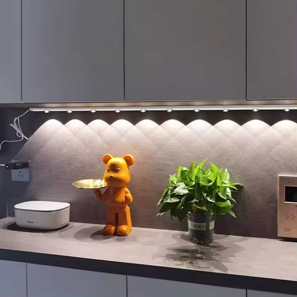 كشاف  مع مستشعر حركة