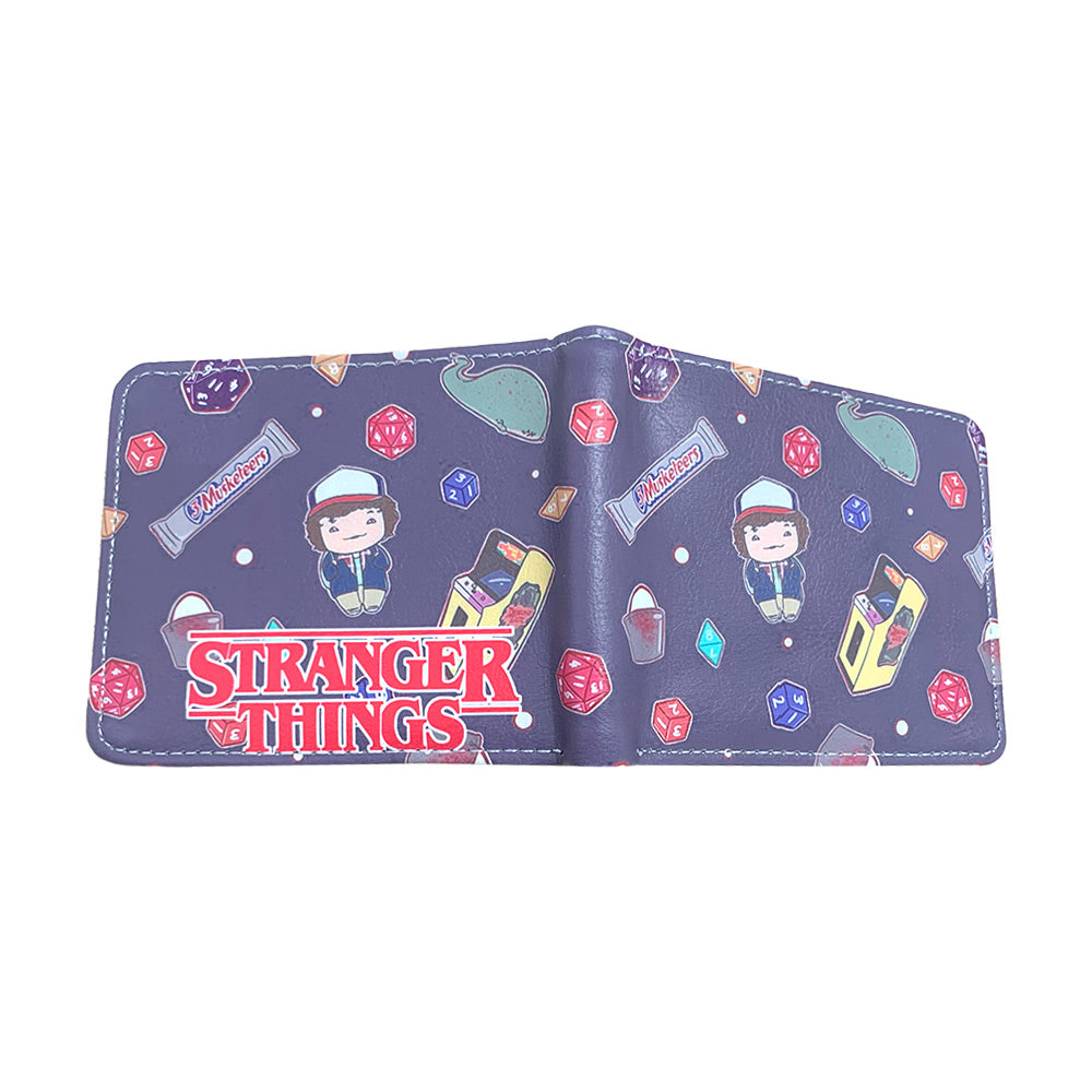 محفظة من جلد البولي يوريثان بطبعة الرسوم المتحركة Strangers Things 26
