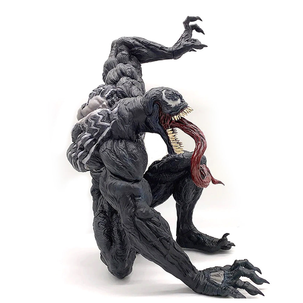 تمثال فينوم طبق الأصل للمعركة مطلي