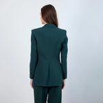 جاكيت نسائي بياقة ٧