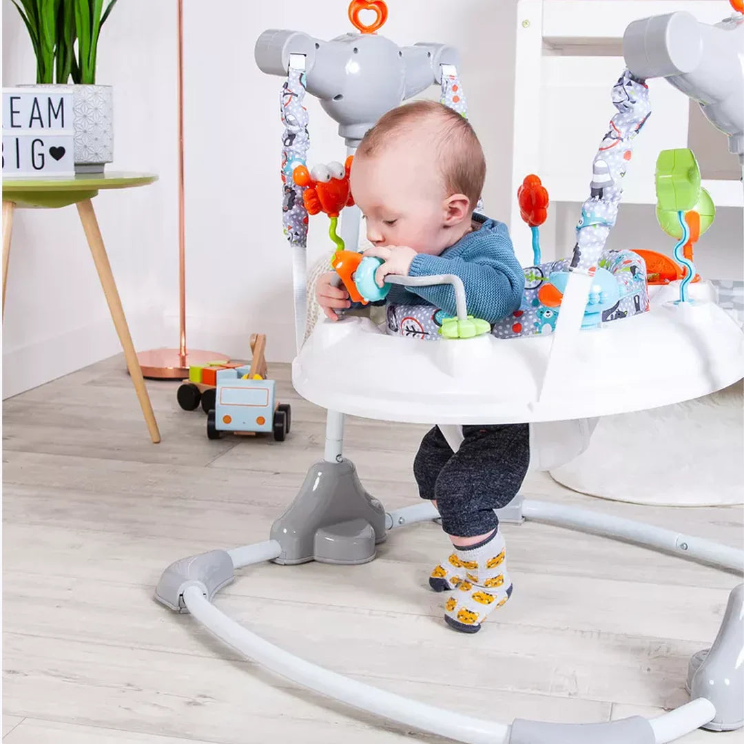 نطاطية للأطفال مع موسيقى وأضواء