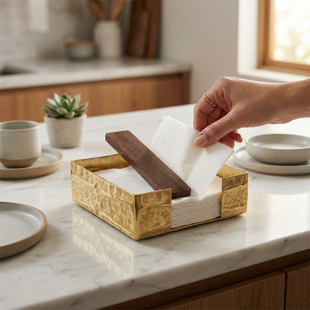 حامل مناديل مربع أنيق