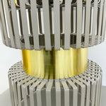 دوة و شواية معدنية بإطار ذهبي