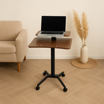 طاولة كمبيوتر خشبية متحركة