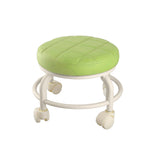 كرسي صغير بعجلات وقاعدة محززة