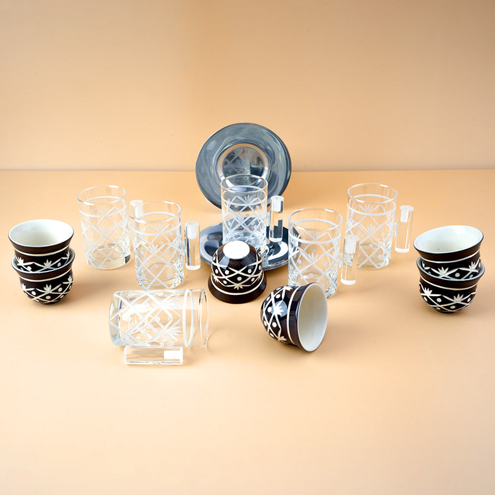 طقم استكانة مع فنجان