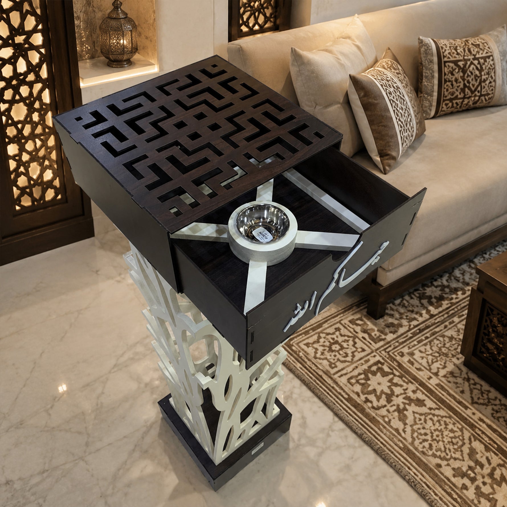 مباخر خشب استقبال