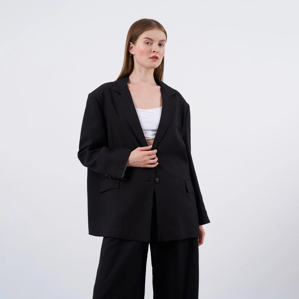 جاكيت نسائي عريض