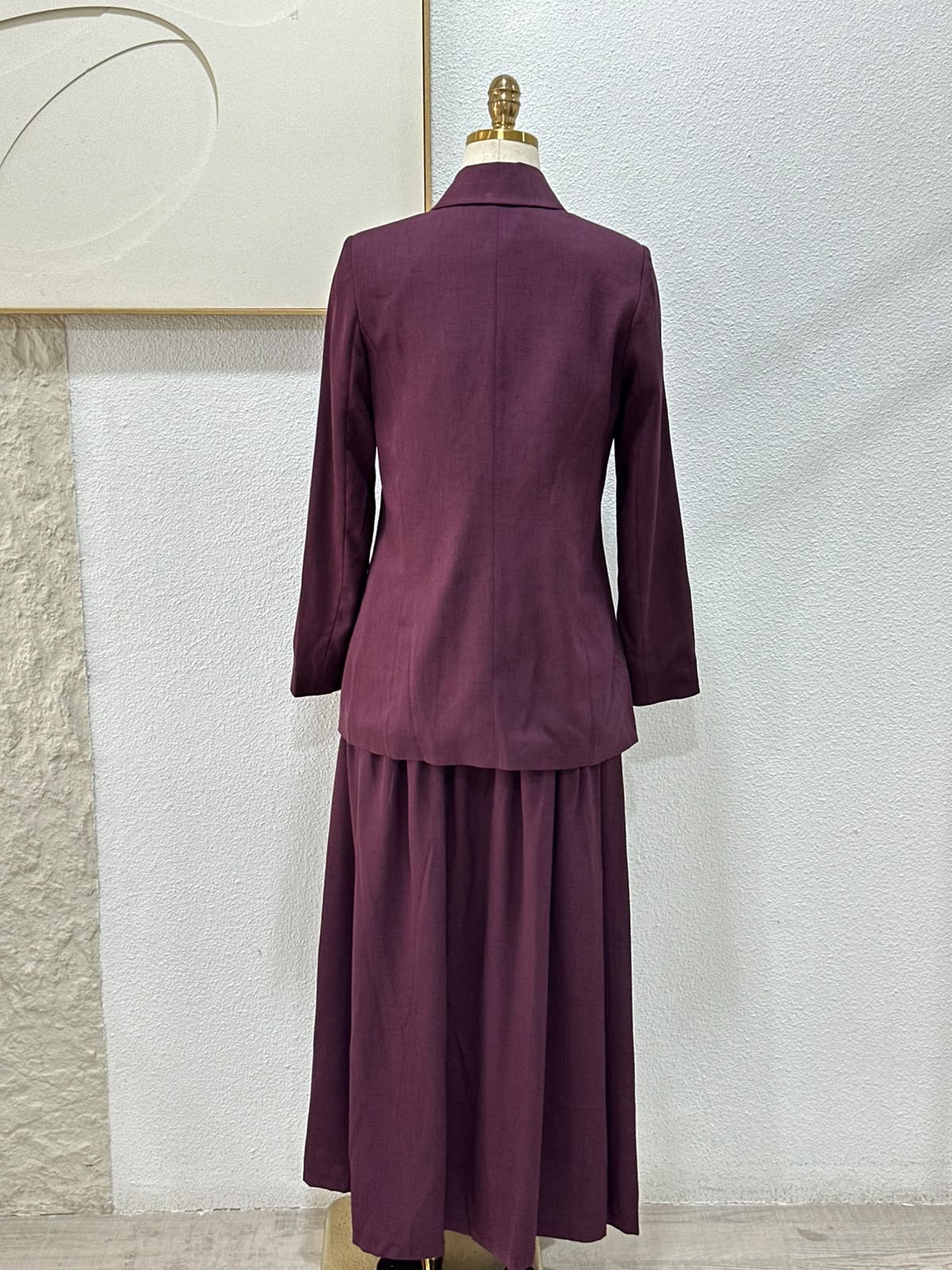 بدلة نسائي