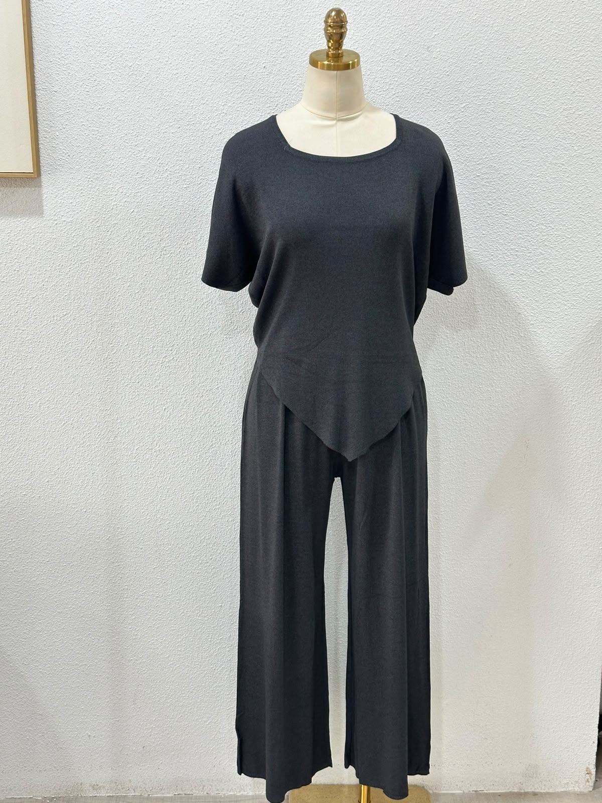 بدلة نسائي