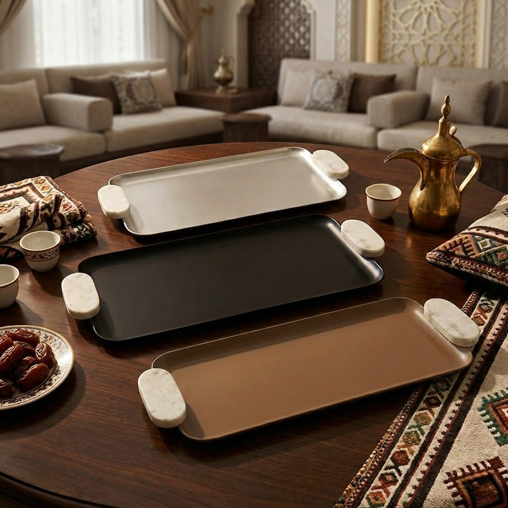 صينية بمقبض من الرخام