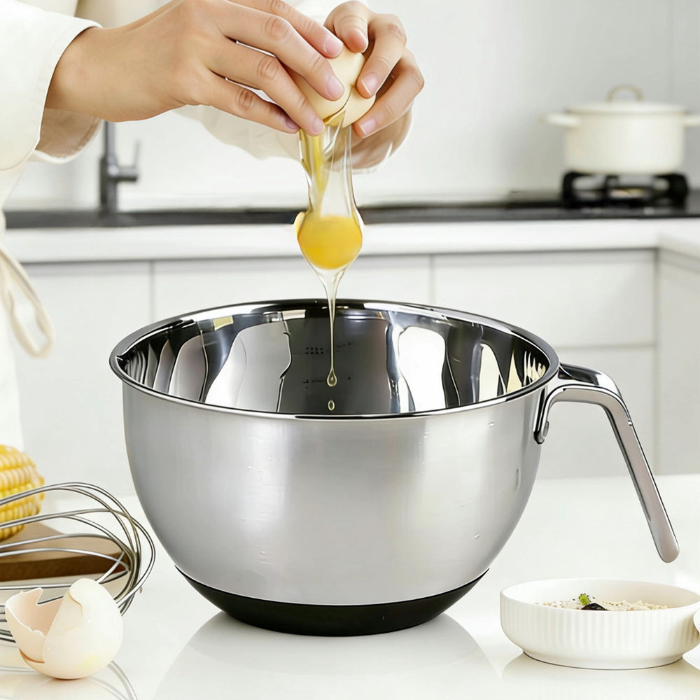 وعاء خلط بمقبض وغطاء
