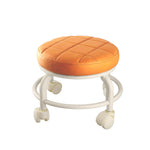 كرسي صغير بعجلات وقاعدة محززة