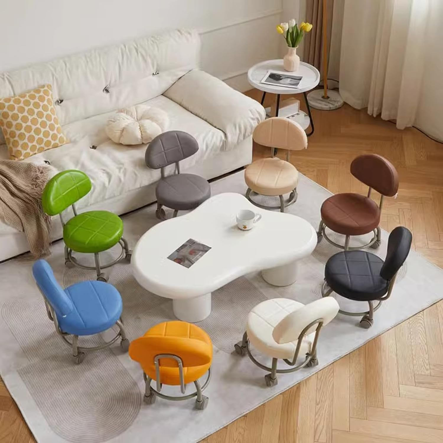 كرسي دوار منخفض مع عجلات