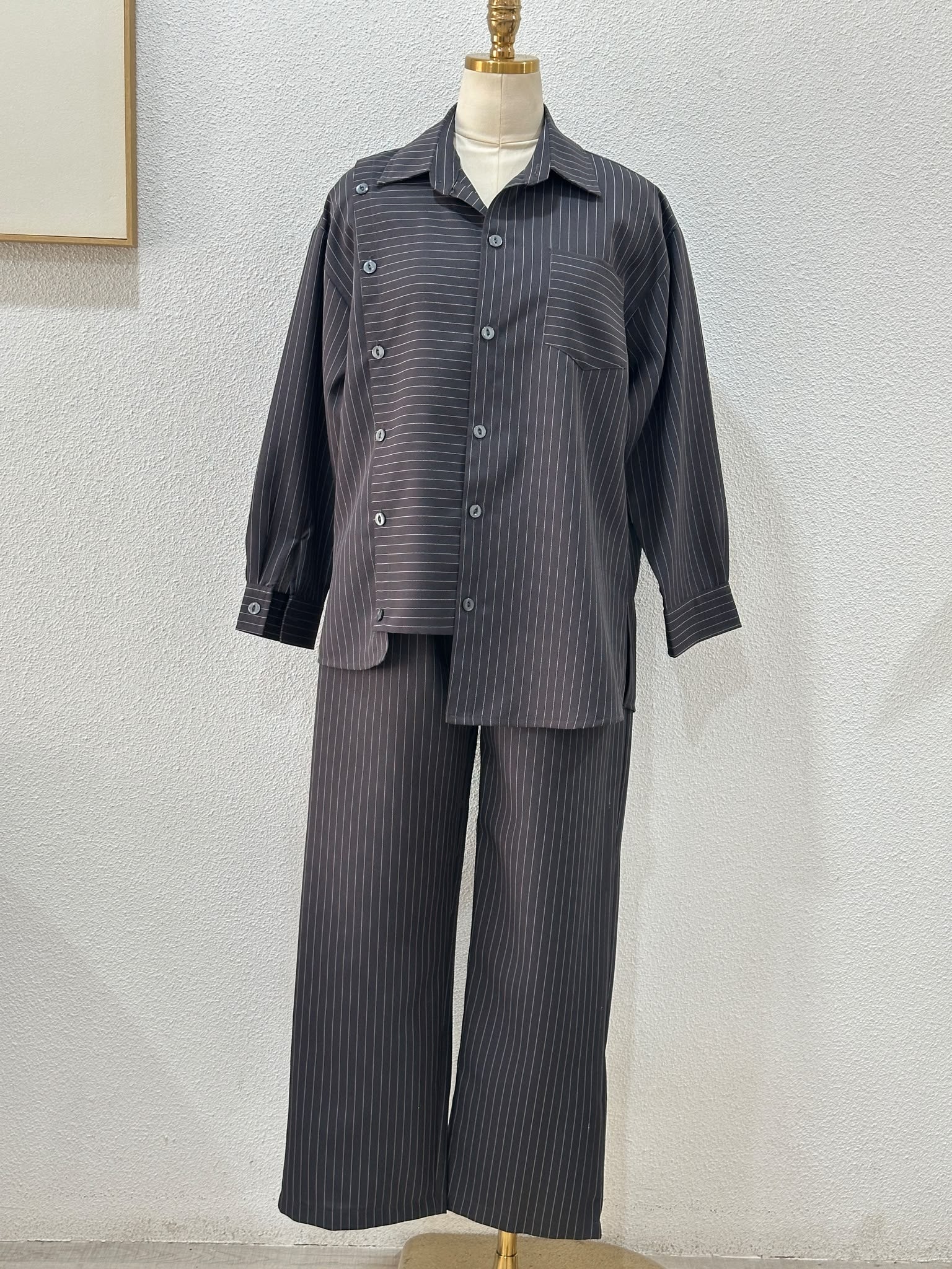 بدلة نسائي