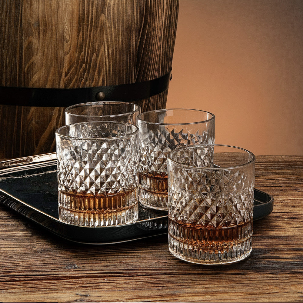 كأس كريستالي مقطوع بالماس